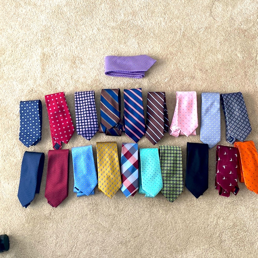 Necktie grab bag